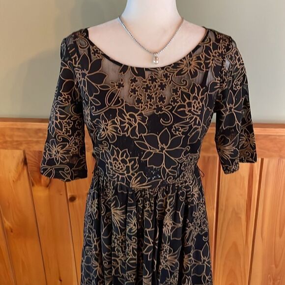 Plenty by Tracy Reece Sequin Sheer Floral Dress - Picture 16 of 16